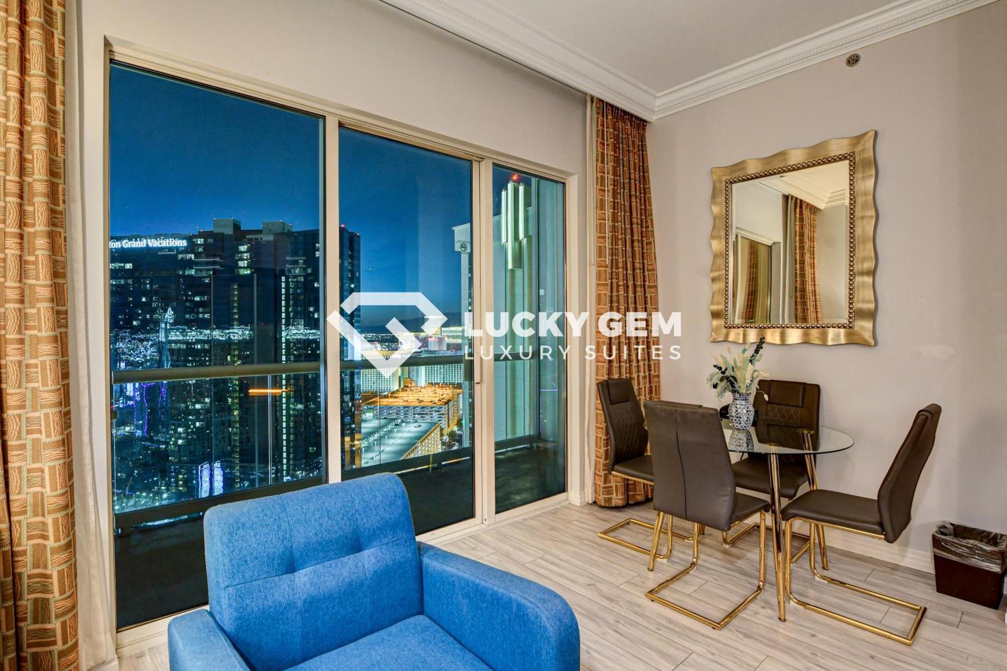 Lucky Gem Penthouse & Luxury Suites At Signature Resort, Balcony Strip View 3505 Лас Вегас Екстериор снимка
