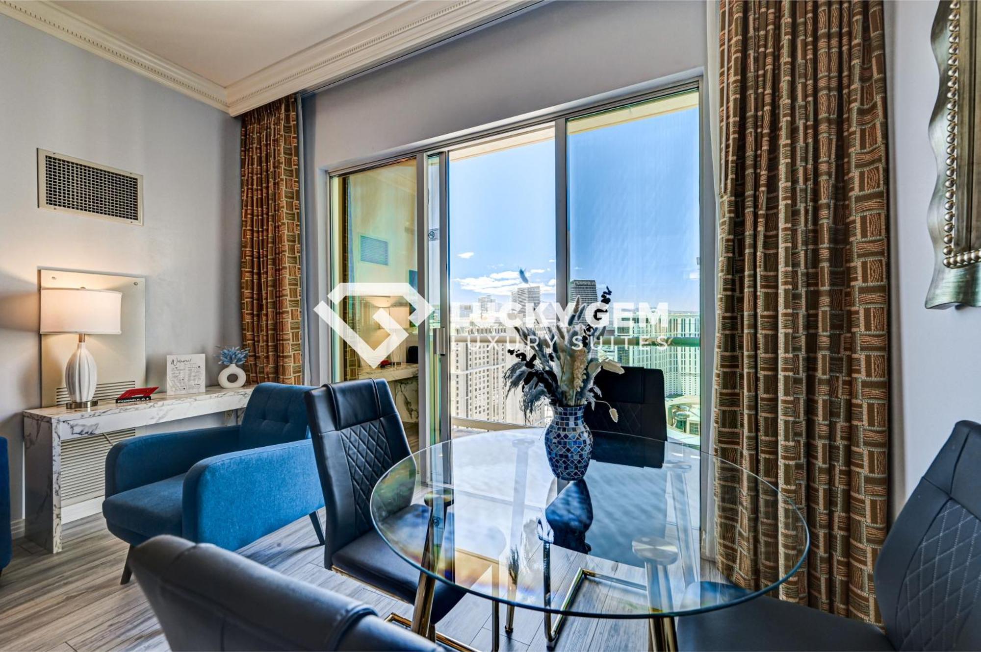 Lucky Gem Penthouse & Luxury Suites At Signature Resort, Balcony Strip View 3505 Лас Вегас Екстериор снимка