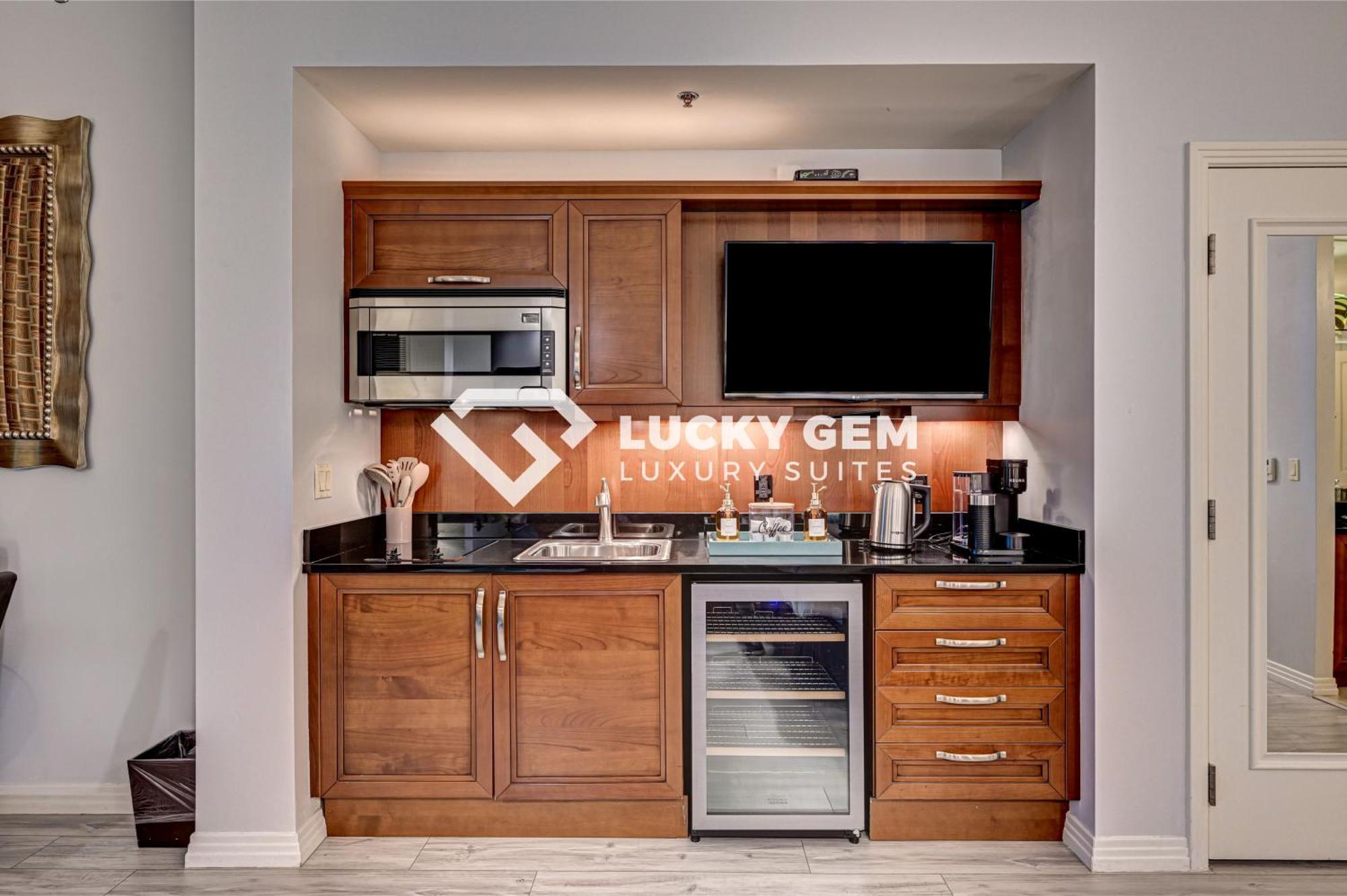 Lucky Gem Penthouse & Luxury Suites At Signature Resort, Balcony Strip View 3505 Лас Вегас Екстериор снимка